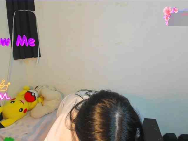 LitleMily webcam