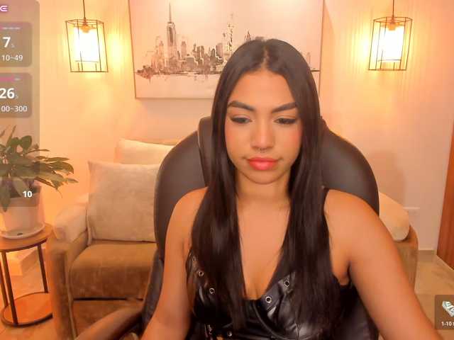 emma-connor live cam on BongaCams