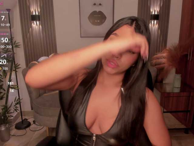 emma-connor live cam preview