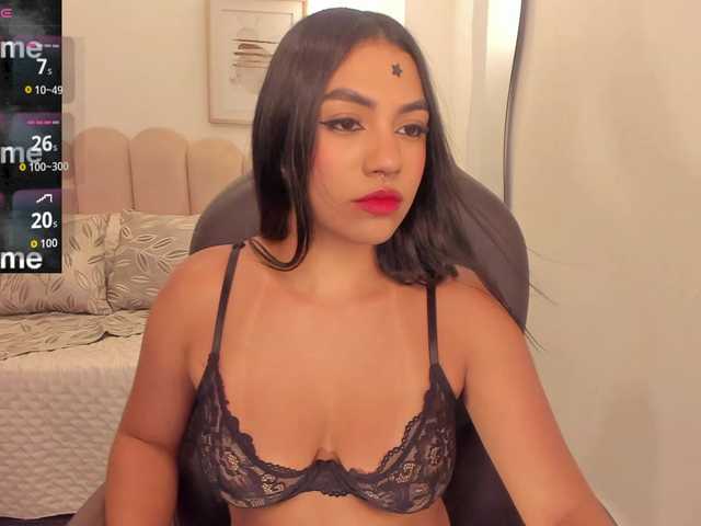 emma-connor live cam on BongaCams