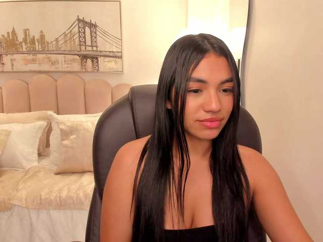emma-connor live cam on BongaCams