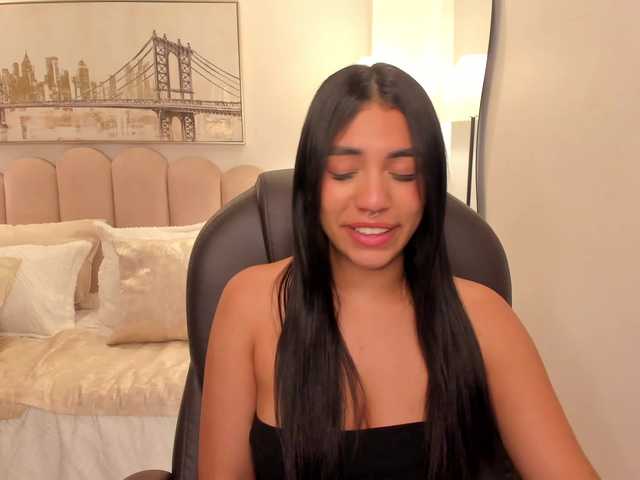 emma-connor live cam on BongaCams