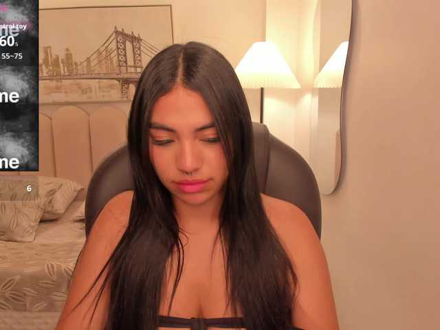 emma-connor live cam on BongaCams