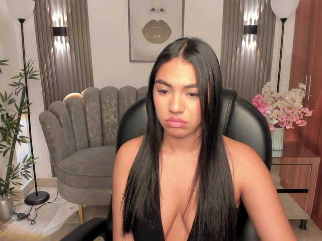 emma-connor live cam on BongaCams