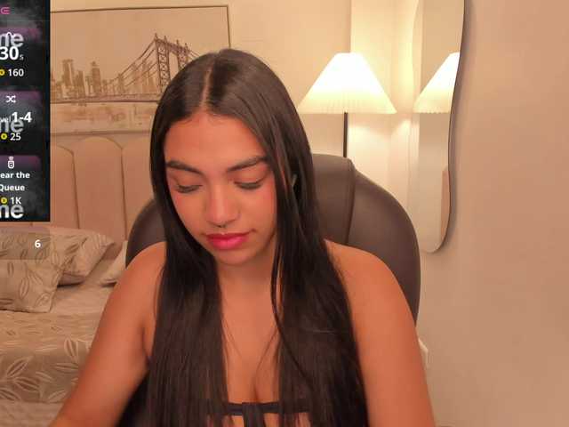 emma-connor live cam on BongaCams