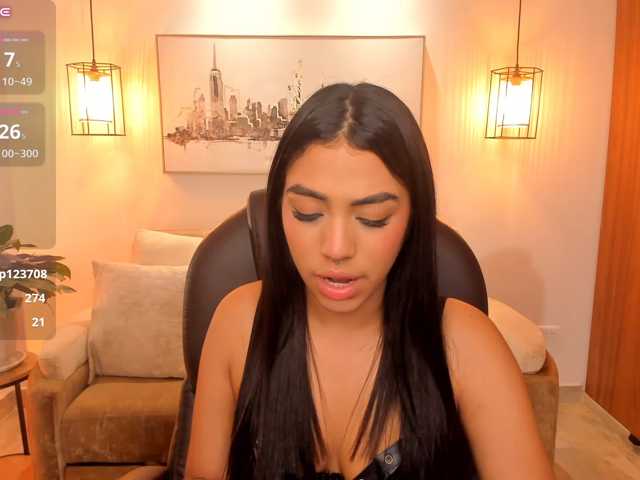 emma-connor live cam on BongaCams
