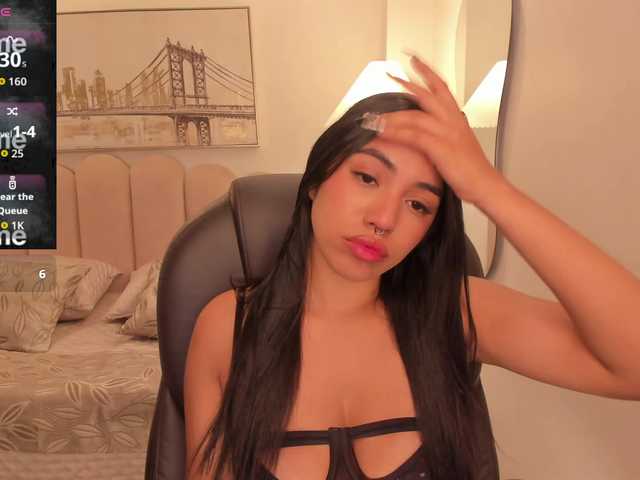 emma-connor live cam on BongaCams