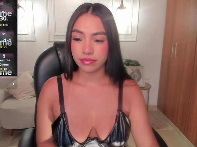 emma-connor live cam on BongaCams