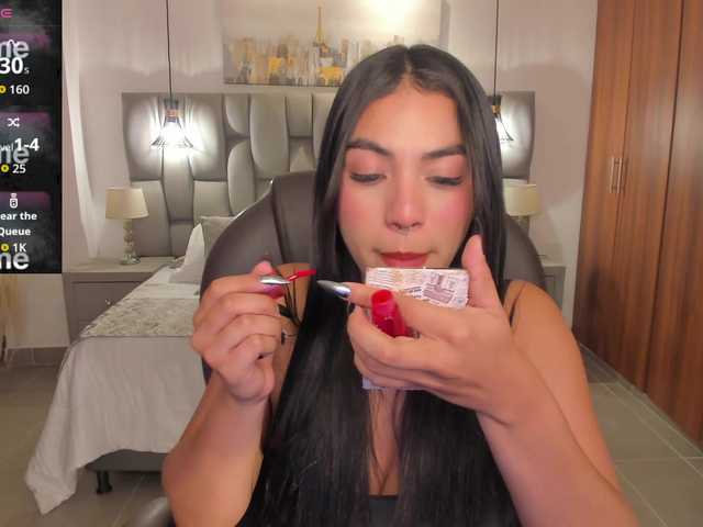 emma-connor live cam on BongaCams