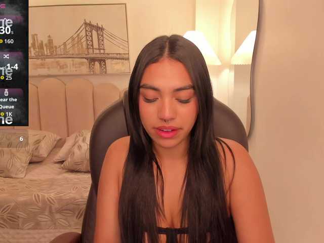 emma-connor live cam on BongaCams