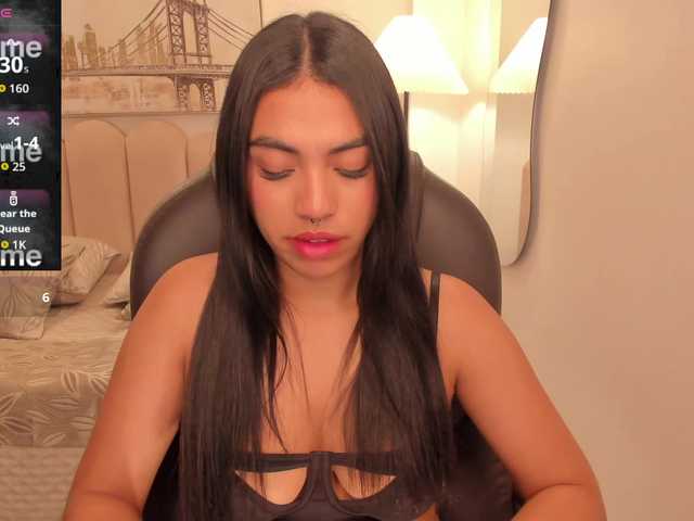 emma-connor live cam on BongaCams