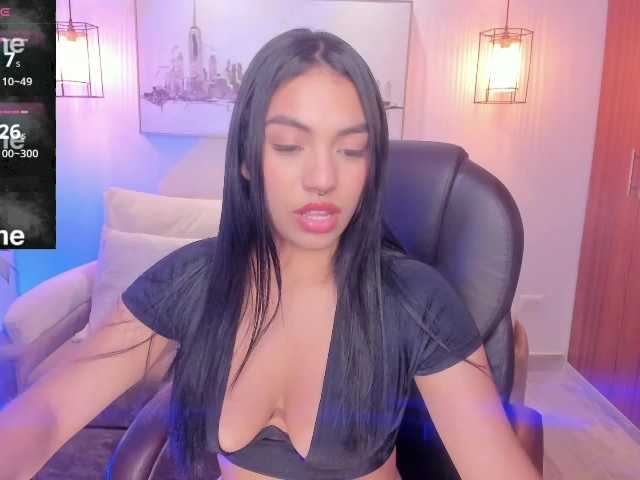 emma-connor live cam on BongaCams