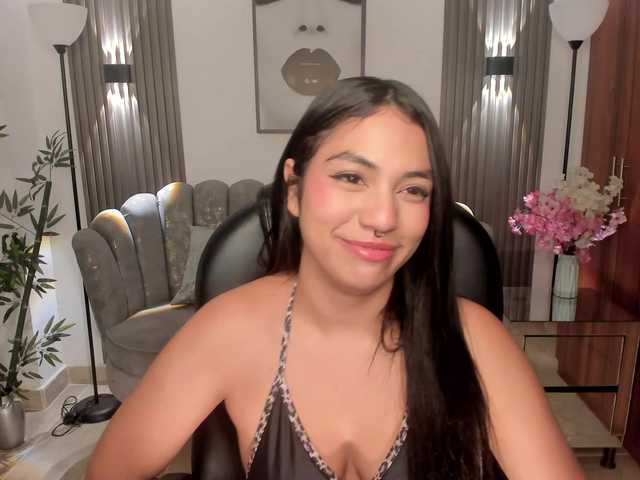 emma-connor live cam on BongaCams