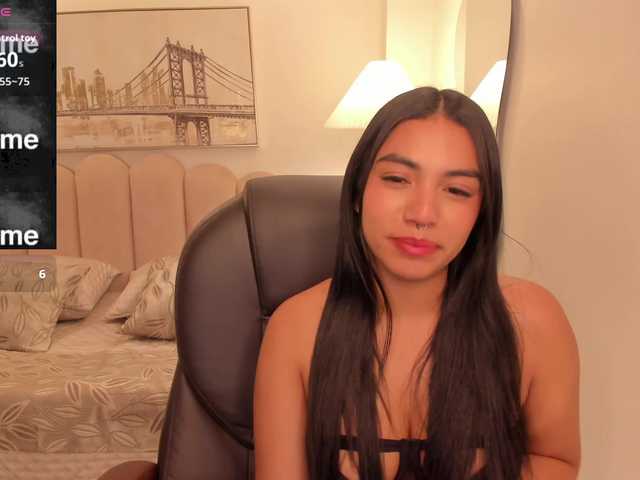 emma-connor live cam on BongaCams