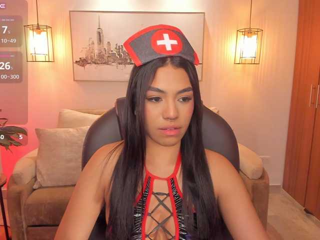 emma-connor live cam on BongaCams