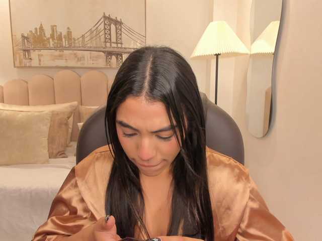 emma-connor live cam on BongaCams