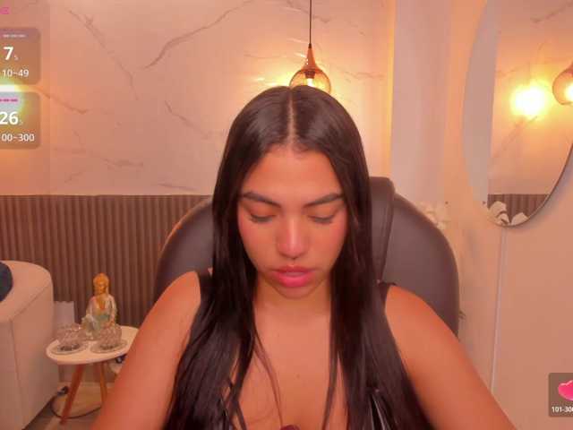 emma-connor live cam on BongaCams
