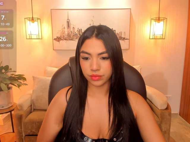 emma-connor live cam on BongaCams