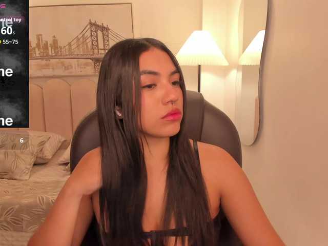 emma-connor live cam on BongaCams