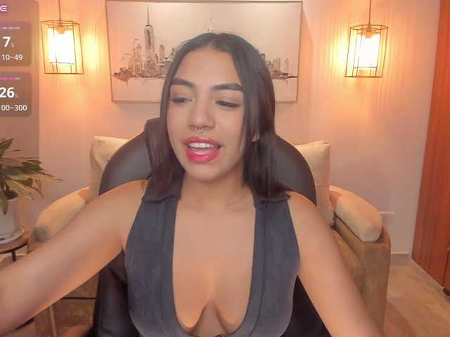 emma-connor live cam on BongaCams