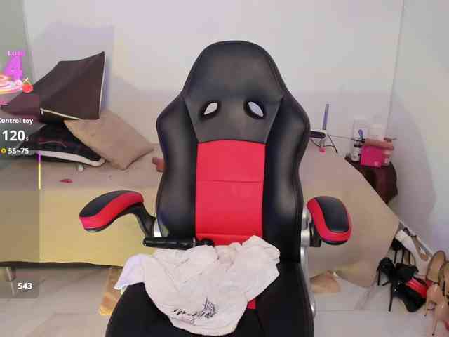 EmaWright webcam