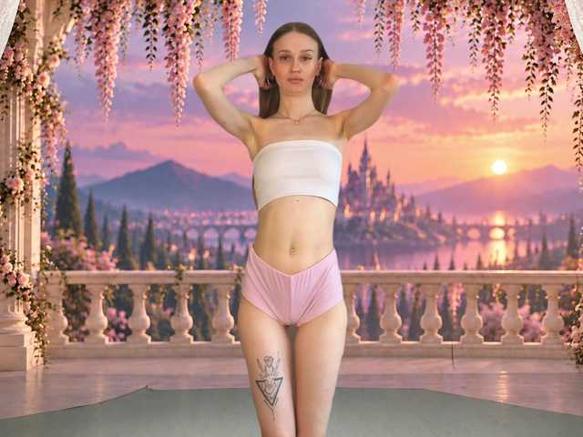 emmisun live cam on BongaCams