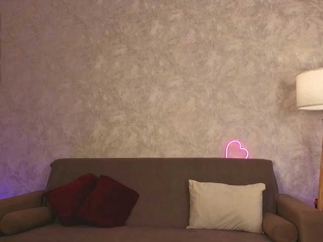emmisun live cam on BongaCams