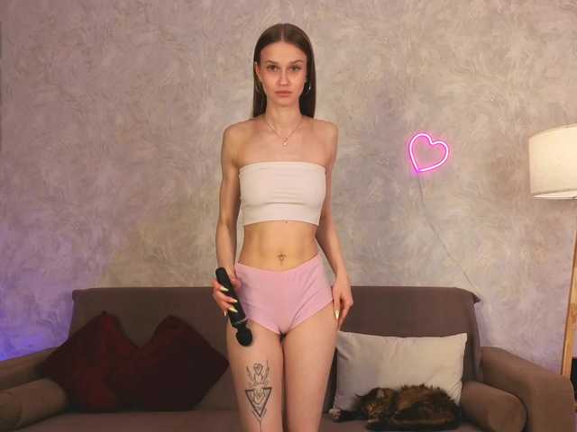 emmisun live cam on BongaCams