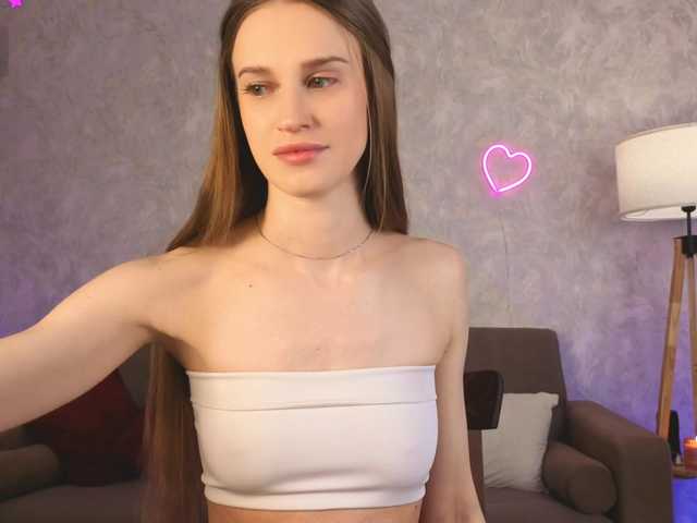 EmmiSun live cam
