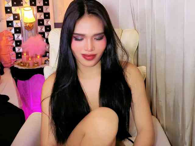 FantasiaBlooms Sex Cam Show