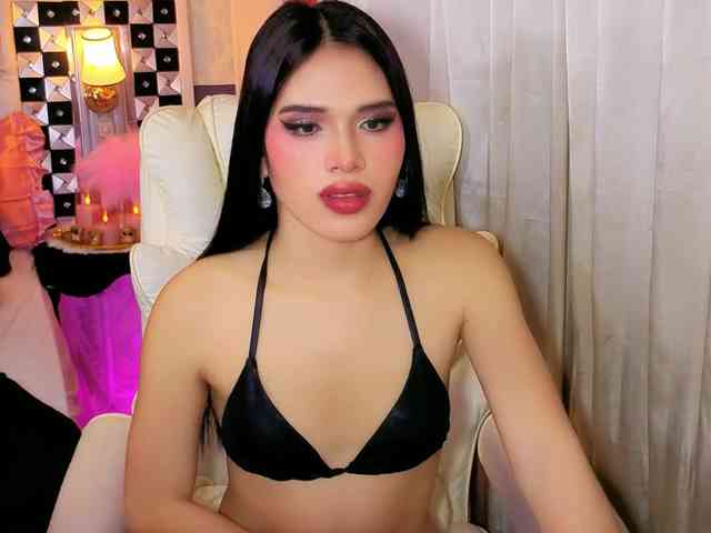 FantasiaBlooms Sex Cam Show