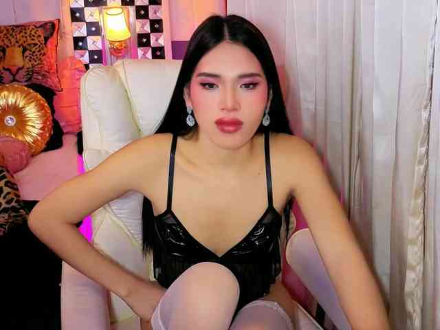FantasiaBlooms Sex Cam Show