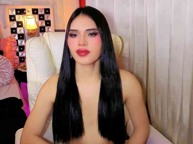 FantasiaBlooms Sex Cam Show