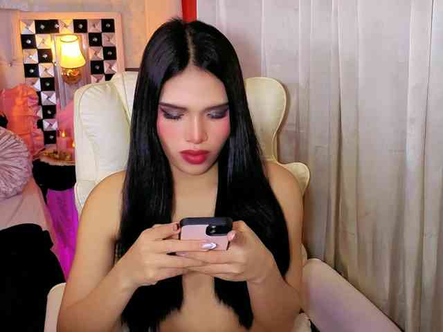 FantasiaBlooms Sex Cam Show