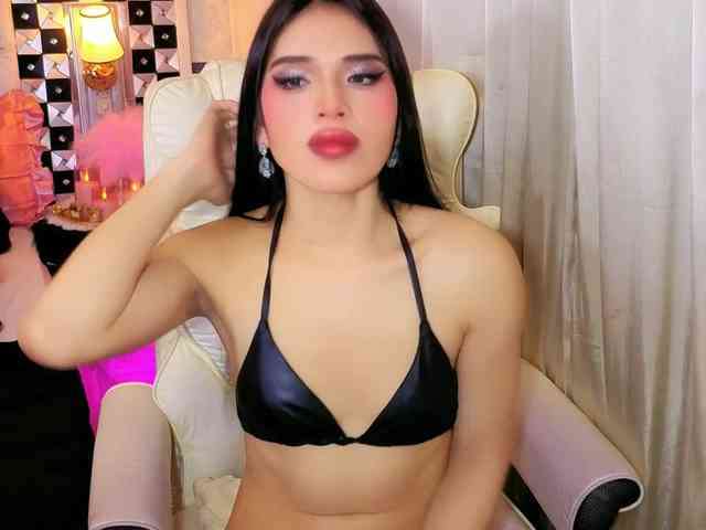 FantasiaBlooms Sex Cam Show