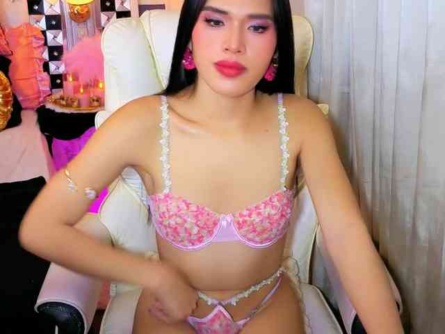 FantasiaBlooms Sex Cam Show