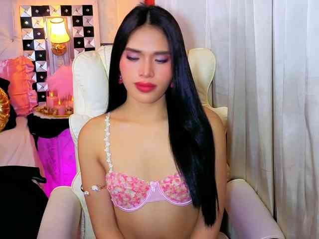FantasiaBlooms Sex Cam Show