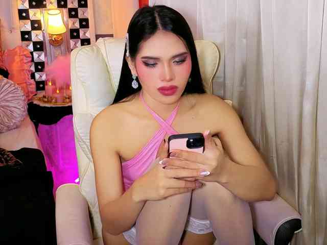 FantasiaBlooms Sex Cam Show