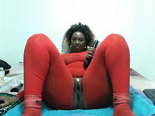 CreamyBum live cam on BongaCams