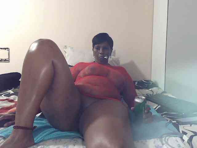 Model: CreamyBum