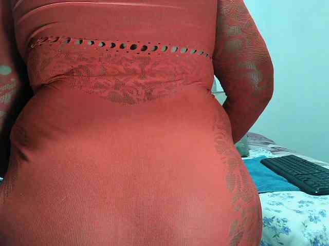 CreamyBum webcam