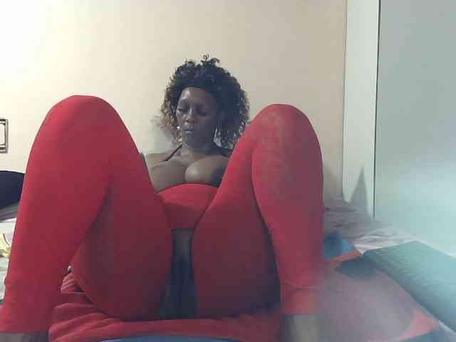 Model: CreamyBum