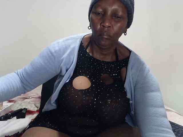 CreamyBum webcam