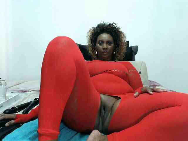 Model: CreamyBum