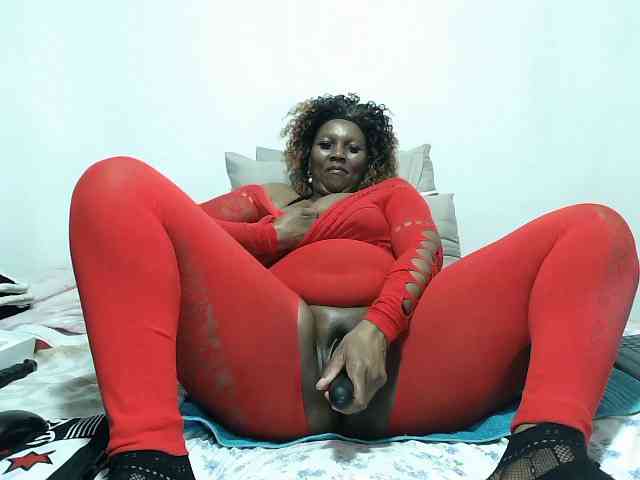Model: CreamyBum