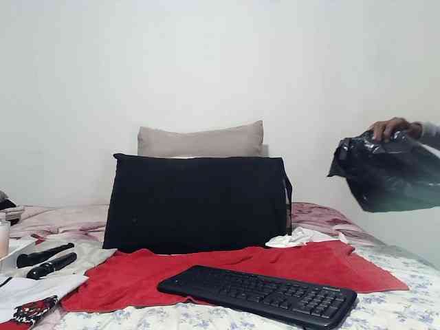 CreamyBum webcam