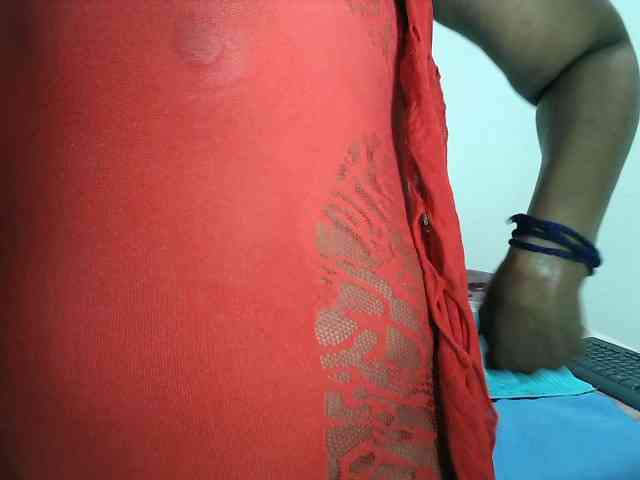 Model: CreamyBum