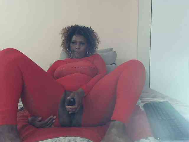 Model: CreamyBum