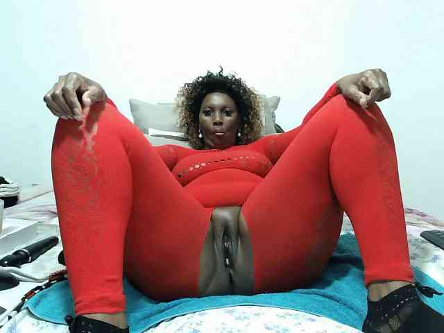 Model: CreamyBum