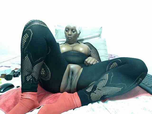 Model: CreamyBum